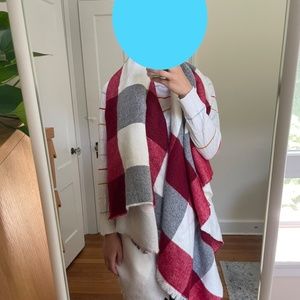 Giant blanket scarf